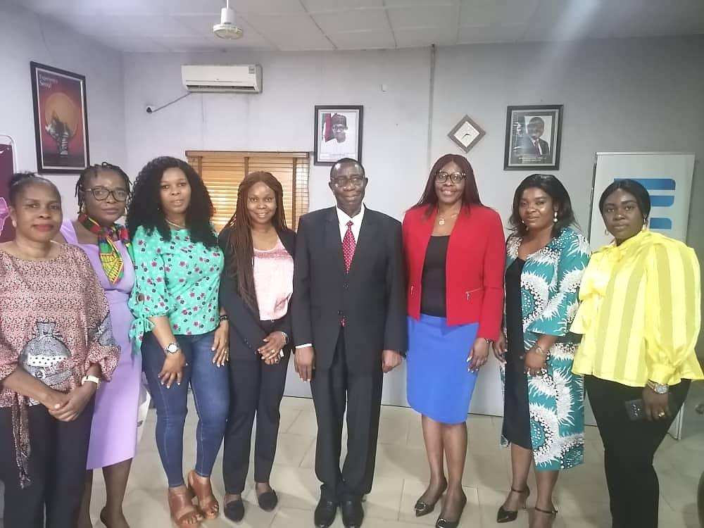 H. E. Dr. Benson Bana and his assistant with NANTA Eastern Zone Executives after the meeting.